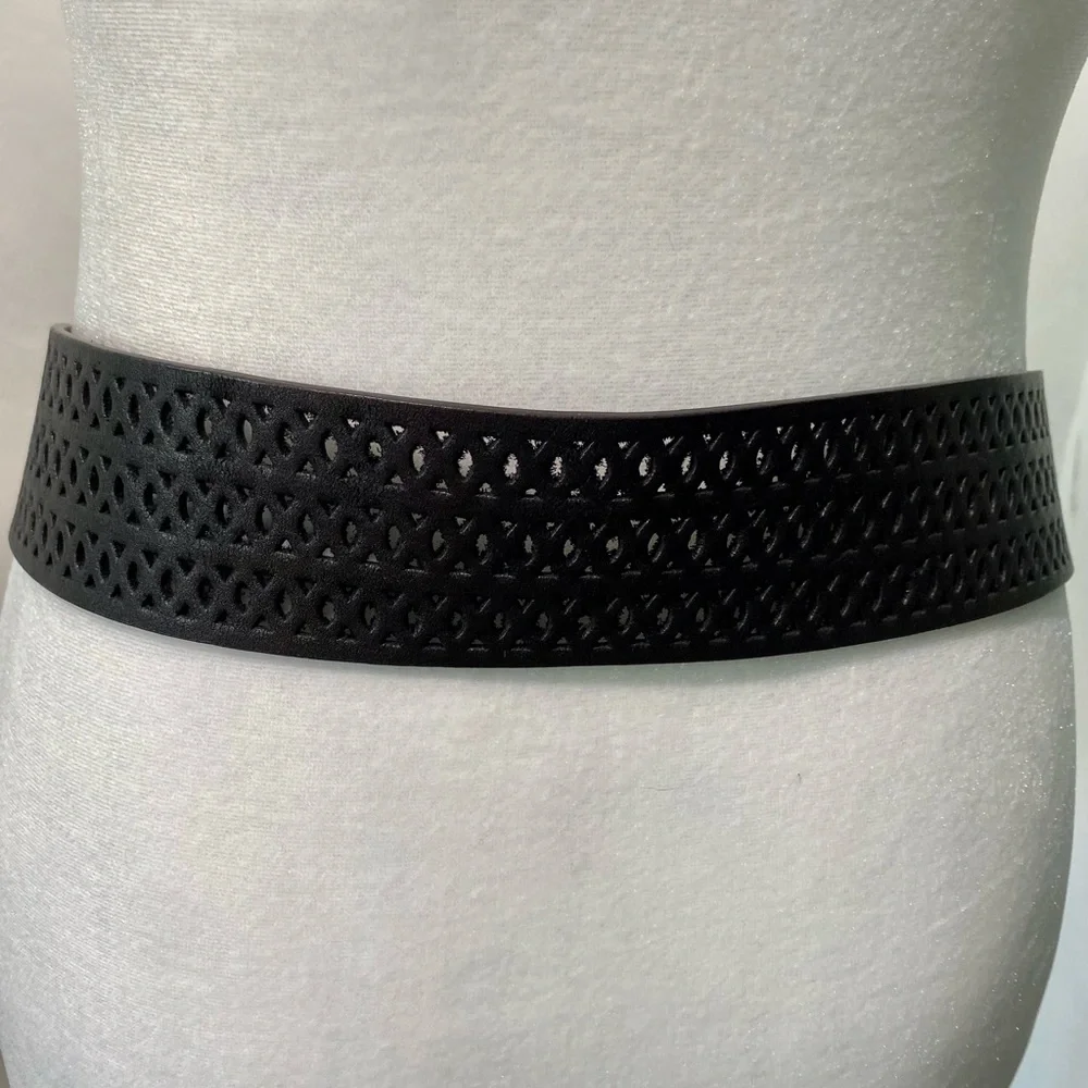 Chico’s dark brown leather belt.Size M/L is 42” long